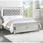 Lit double en velours gris avec finition argentée et effet miroir